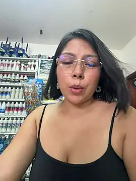 Chat XXX ao vivo de ISABELLA__LUNA