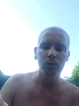 piercingpik Live XXX-chat