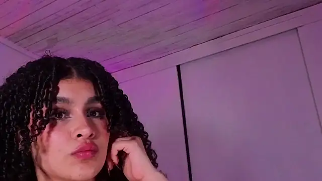 missvaneblake Adlı Modelin Canlı XXX Sohbeti