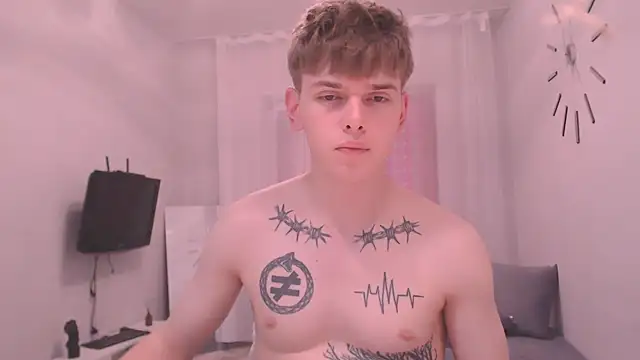 Fredd_Xanders Live XXX-Chat