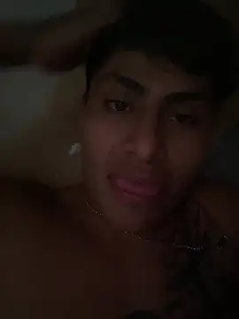 Show modela CrissTovar89208 na web-kameri