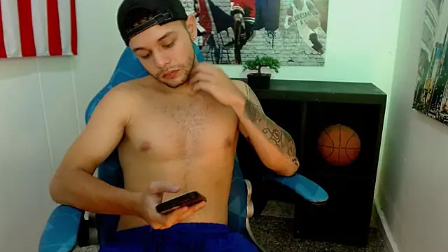 Brian_Adler live XXX chat