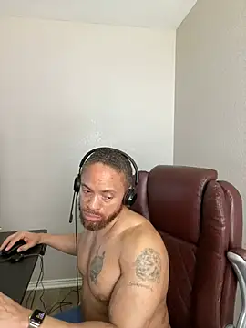 Fathero1time Live XXX-Chat