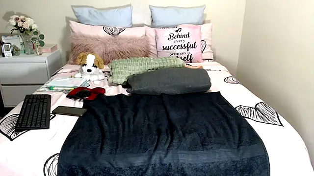 Chat +18 de FitSelina66 ao vivo