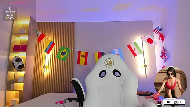 Онлайн чат XXX liah_cleir