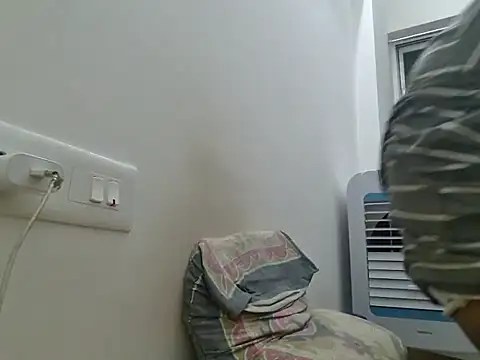 young-hairy-jon live XXX chat