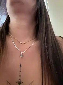 Lucyfer-fire Adlı Modelin Canlı XXX Sohbeti