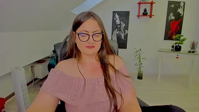 MistressDarrah 라이브 XXX 채팅