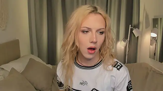 Tiffany__King live XXX chat