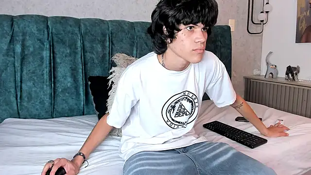 Diamond_twink Chat XXX live