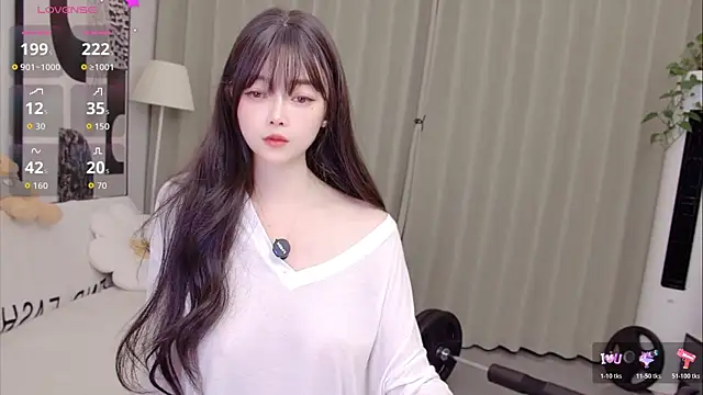 uikyy1 Live XXX-Chat