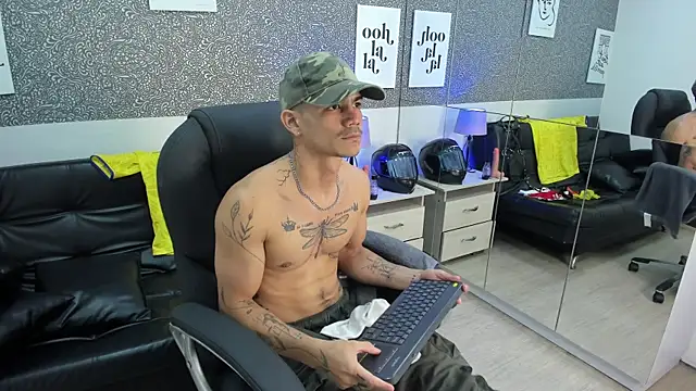 Jared_Cole: απευθείας συνομιλία ΧΧΧ