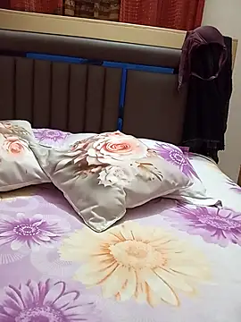 Tanha18 XXX чат на живо