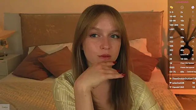 _Selestia_'s Live XXX Chat