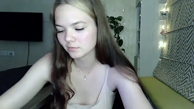 AvrilGillig: онлайн-секс-чат