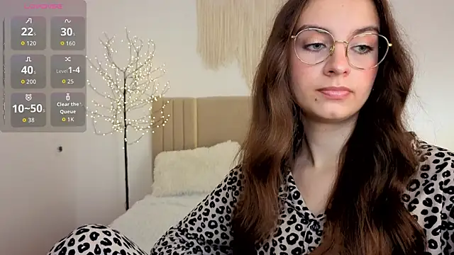 XXX chat uživo modela Real_cutie1