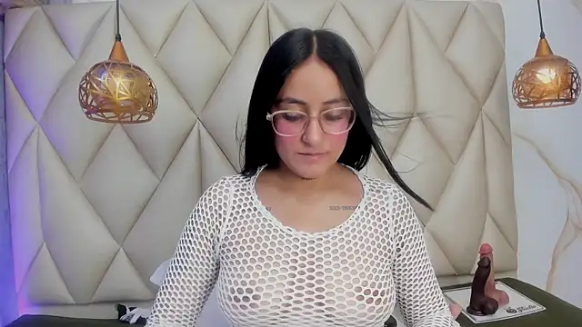 Ibbie_drastic 라이브 XXX 채팅