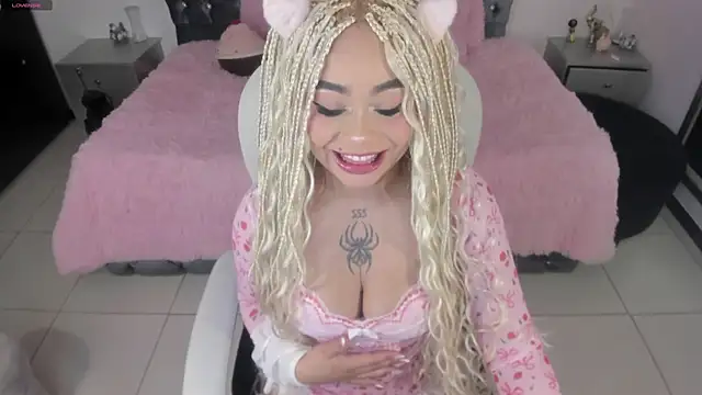 Chat XXX ao vivo de conny__curly