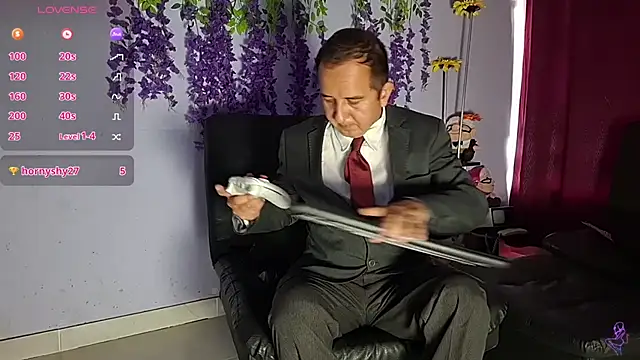 Онлайн чат XXX GreisyAndHazzan
