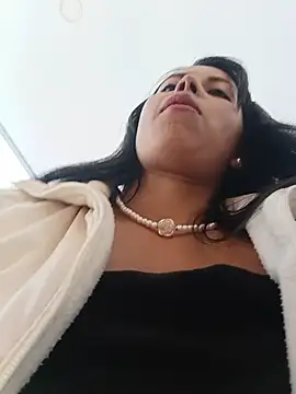_andrea30のライブXXXチャット