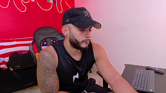 Chat XXX en directo de Mike_savage3