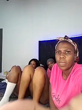 MelowD_2 Chat XXX live