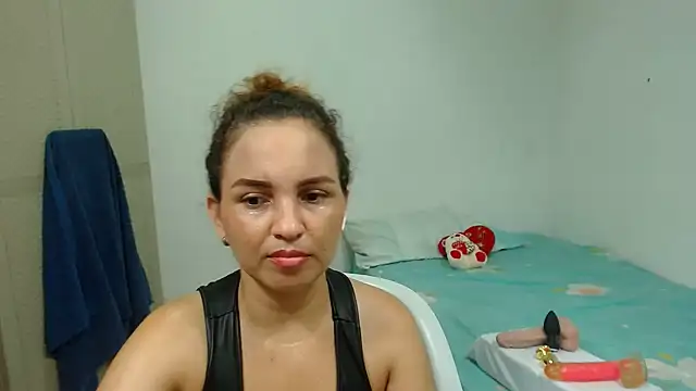 Chat +18 de Agatha_browser ao vivo