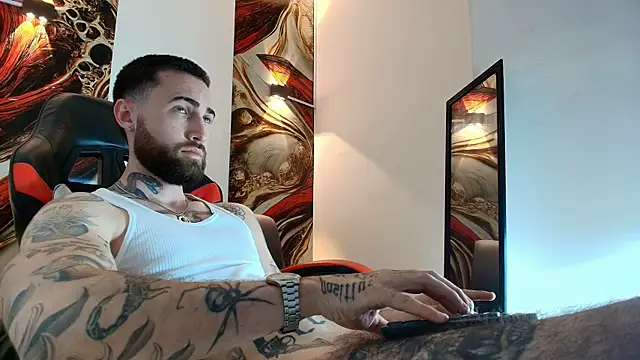 Luke_davis01 XXX чат на живо