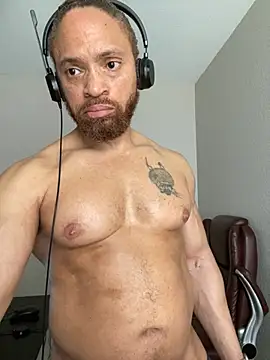 Fathero1time XXX чат на живо