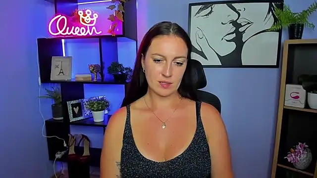 XXX chat uživo modela FUN_AMI