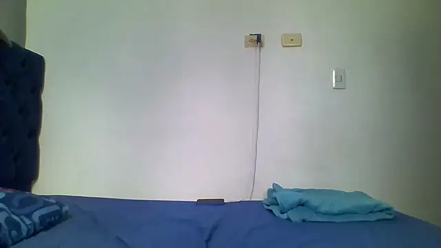Chatroom XXX en direct de Latinos_2001