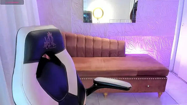 Chatroom XXX en direct de miss_isabella_m