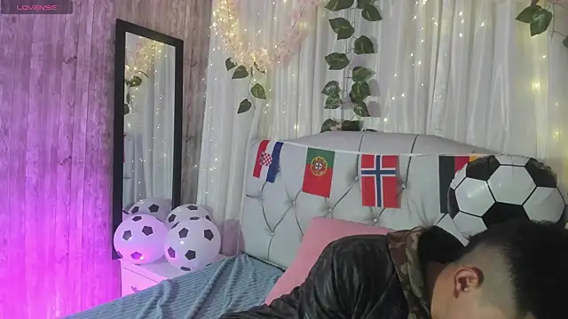 Tony_Zackk Live XXX-chat