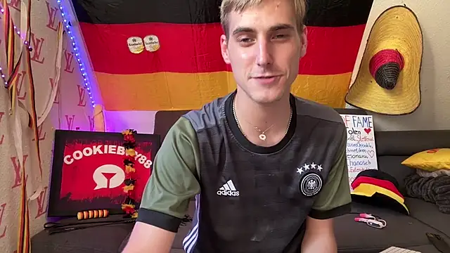 Cookieboy88's Live XXX Chat