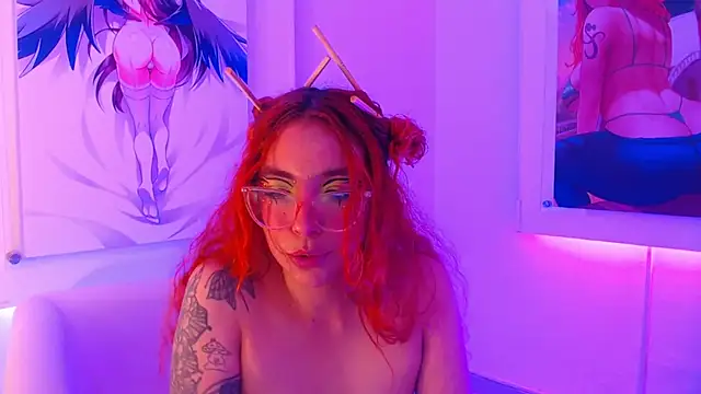 mere_in_redd's Live XXX Chat