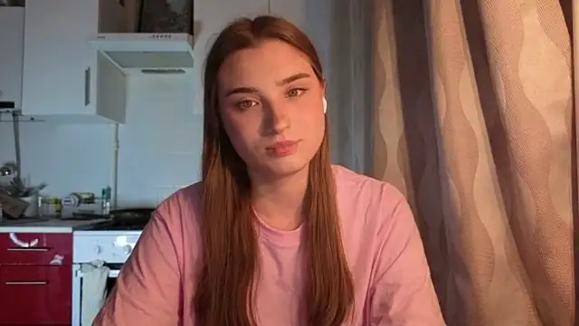 LissaBliss Adlı Modelin Canlı XXX Sohbeti