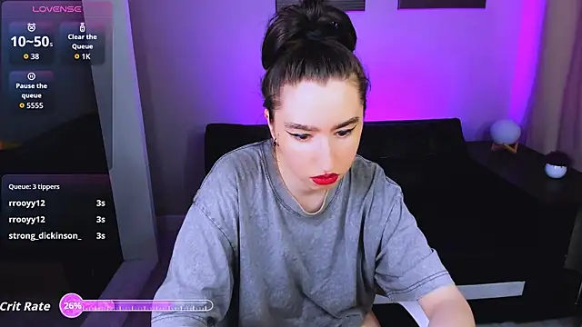 Lily_xBabe: онлайн-секс-чат