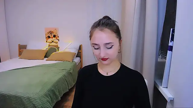 JulietteMonli – Naživo XXX chat