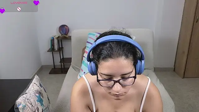 Chatroom XXX en direct de blue__moon_