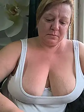 jusichka XXX чат на живо