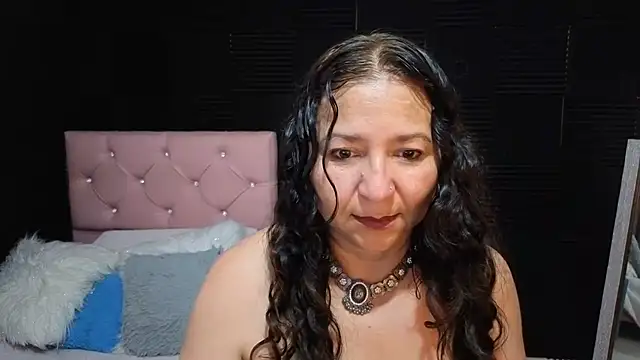 katifoxx's Live XXX Chat