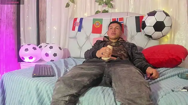 Živý XXX chat Tony_Zackk