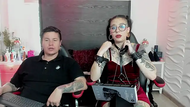 Chat XXX en directo de inkedsinners_