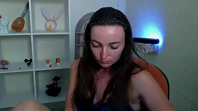 _Barbie_Kiss_: онлайн-секс-чат