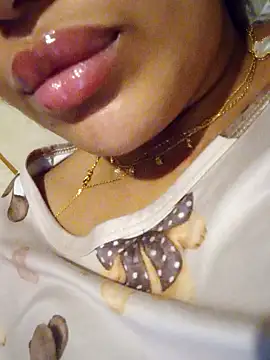 Sexlove1xo Webcam-Show