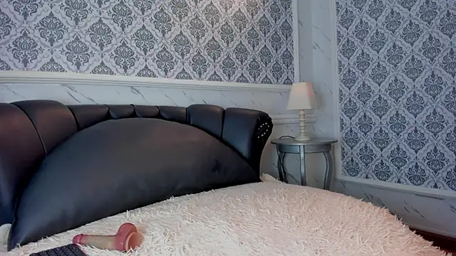 CandaceCrime Chat XXX live