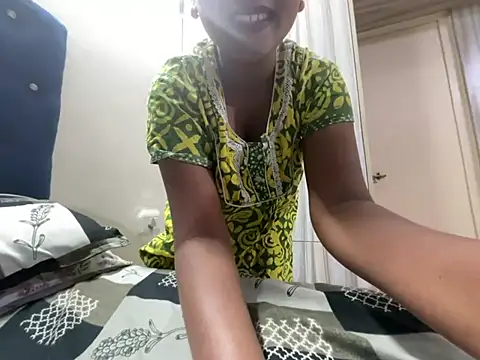 Muskan-ki-chut's Live XXX Chat