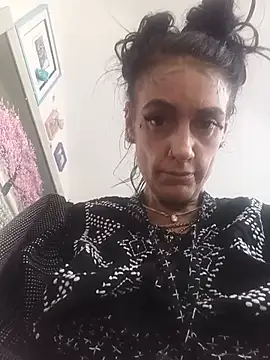 Tannedtattooed69 Live XXX-Chat