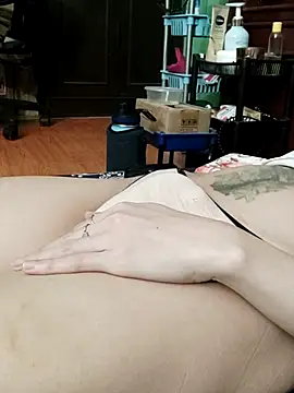 QueenSoreal লাইভ XXX চ্যাট