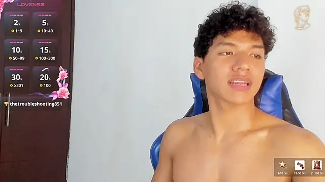 Maximiliano_Young Chat XXX live